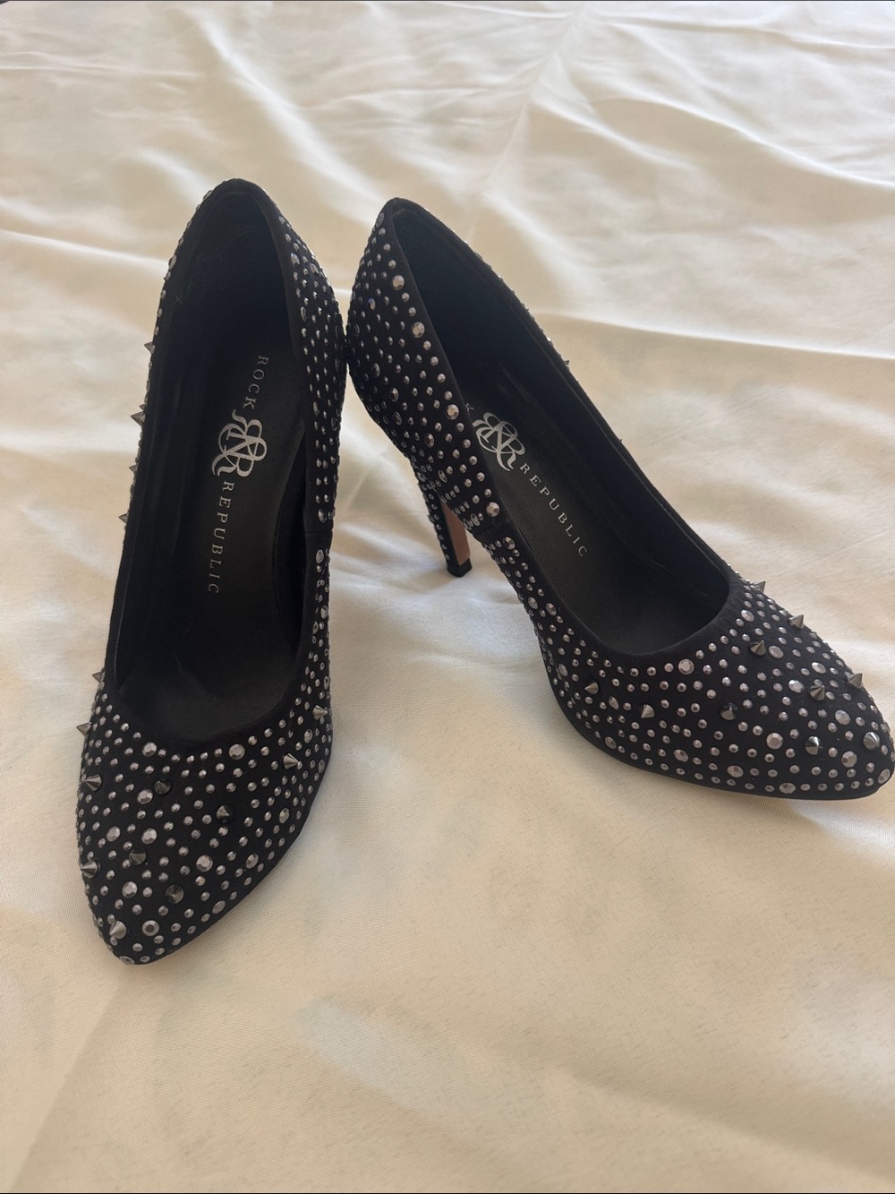 Rock & Republic Black Studded Spike Pointed Heels